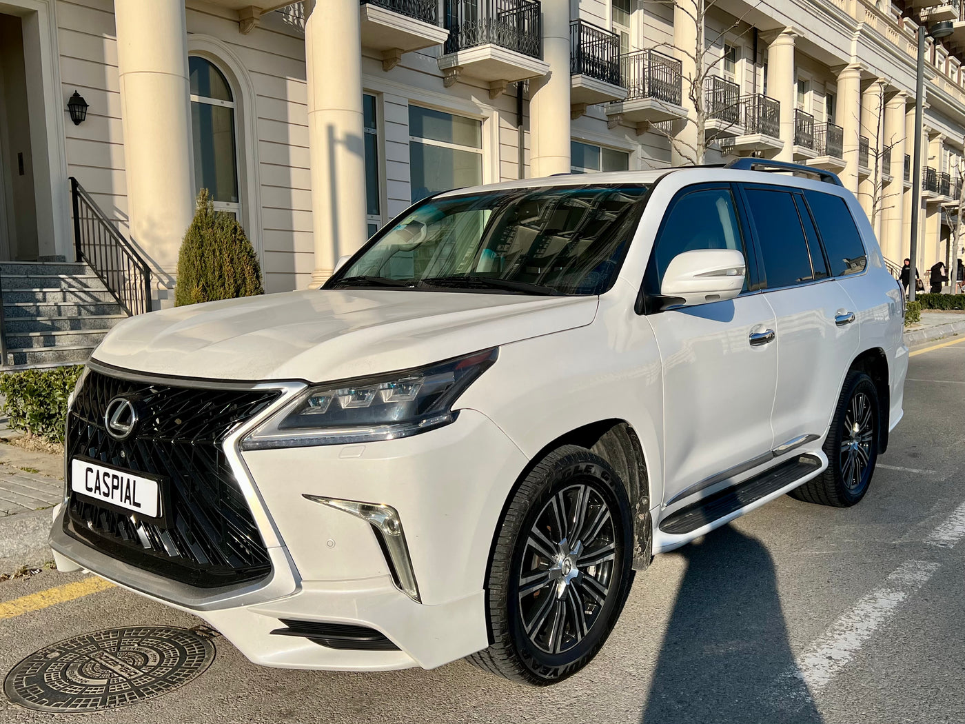Lexus LX570